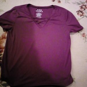 Burgundy v-neck crisscross t-shirt